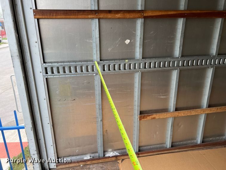 image for item MH9943 2016 Ford E350 Super Duty  box van