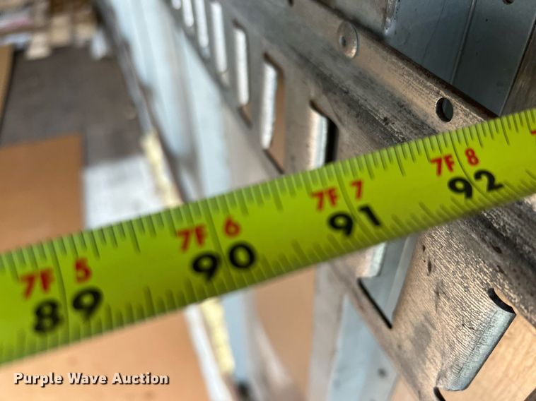 image for item MH9943 2016 Ford E350 Super Duty  box van