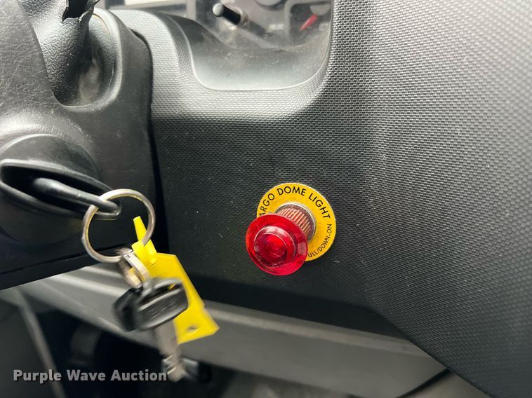 image for item MH9943 2016 Ford E350 Super Duty  box van