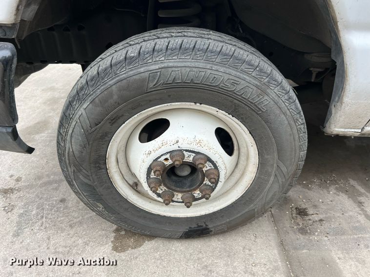 image for item MH9943 2016 Ford E350 Super Duty  box van