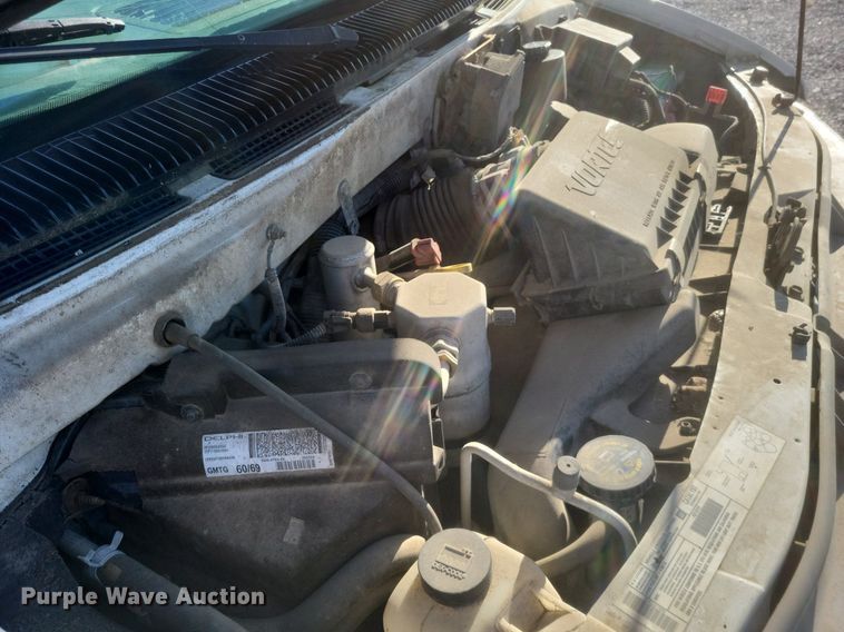 image for item MI9807 2002 Chevrolet Astro  van