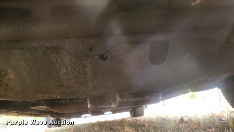 image for item MI9810 1985 Buick Riviera