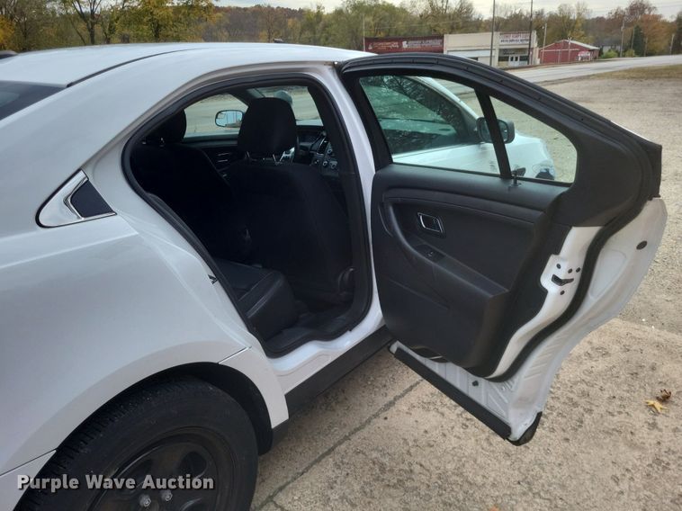 image for item MI9813 2013 Ford Taurus Police Interceptor