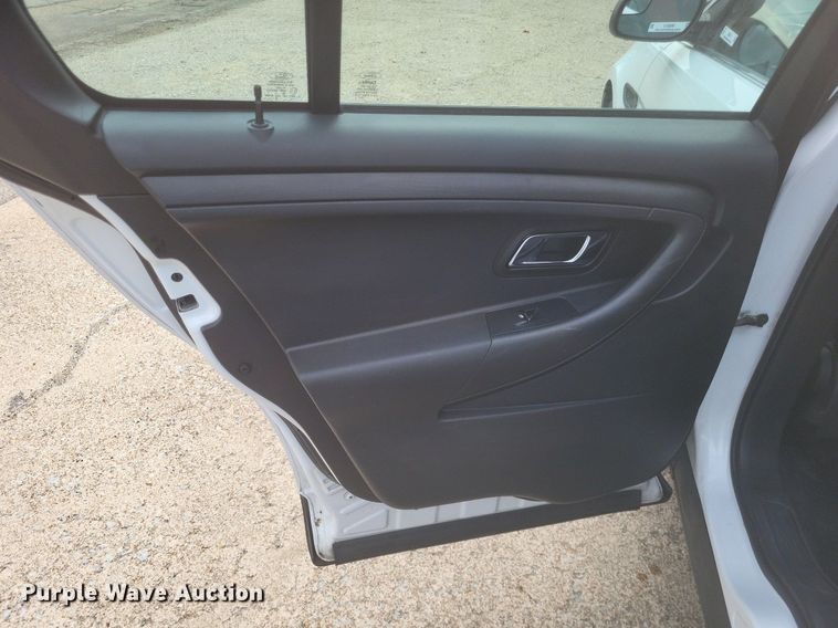 image for item MI9813 2013 Ford Taurus Police Interceptor