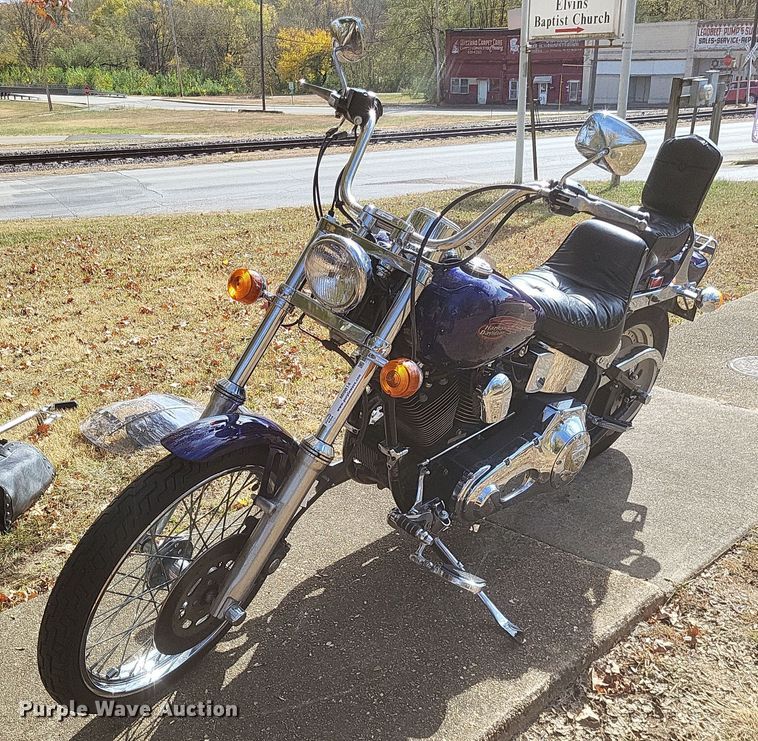 image for item MI9814 1999 Harley Davidson Softail  motorcycle