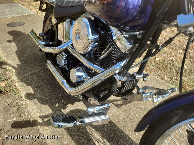 image for item MI9814 1999 Harley Davidson Softail  motorcycle