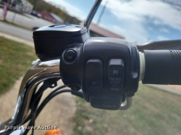 image for item MI9814 1999 Harley Davidson Softail  motorcycle