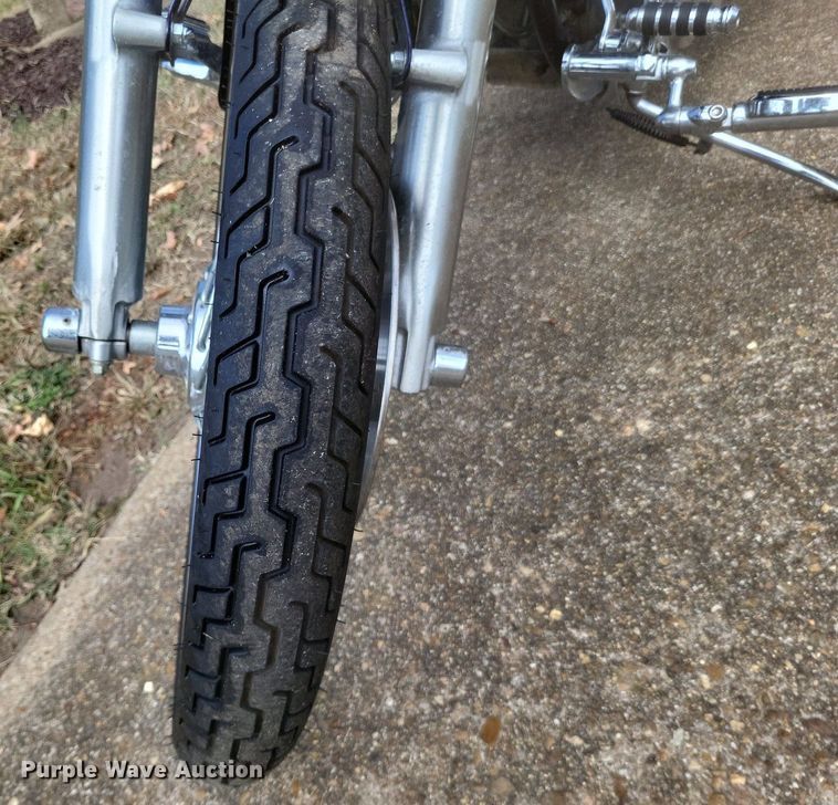 image for item MI9814 1999 Harley Davidson Softail  motorcycle