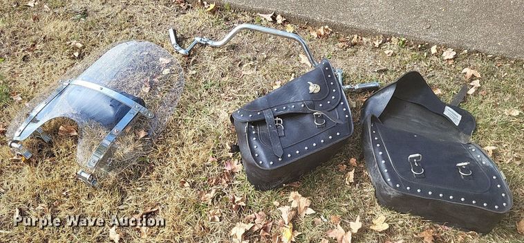 image for item MI9814 1999 Harley Davidson Softail  motorcycle