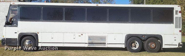 image for item MI9815 1996 MCI 102-D3  coach bus