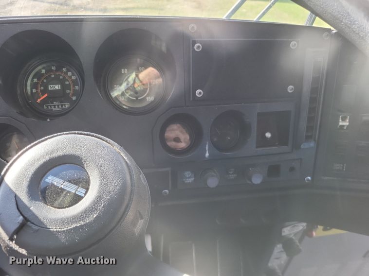 image for item MI9815 1996 MCI 102-D3  coach bus