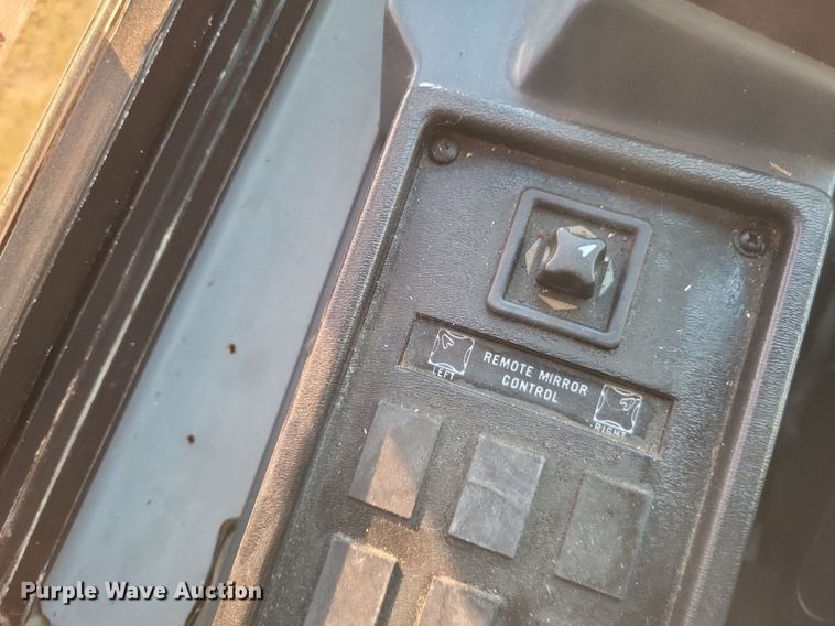 image for item MI9815 1996 MCI 102-D3  coach bus