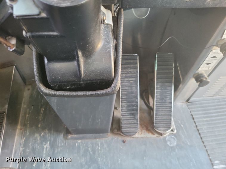 image for item MI9815 1996 MCI 102-D3  coach bus