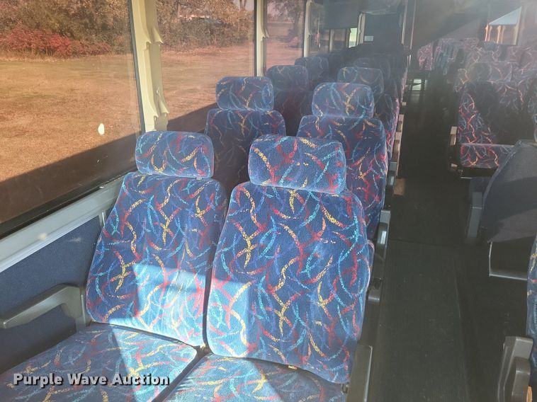 image for item MI9815 1996 MCI 102-D3  coach bus