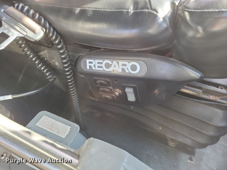 image for item MI9815 1996 MCI 102-D3  coach bus