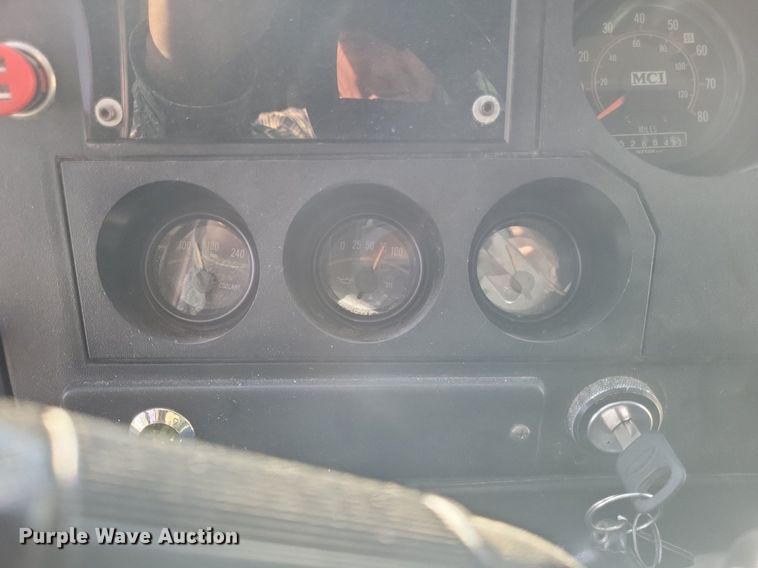 image for item MI9815 1996 MCI 102-D3  coach bus