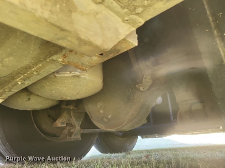 image for item MI9815 1996 MCI 102-D3  coach bus