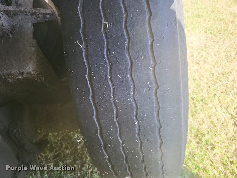 image for item MI9815 1996 MCI 102-D3  coach bus