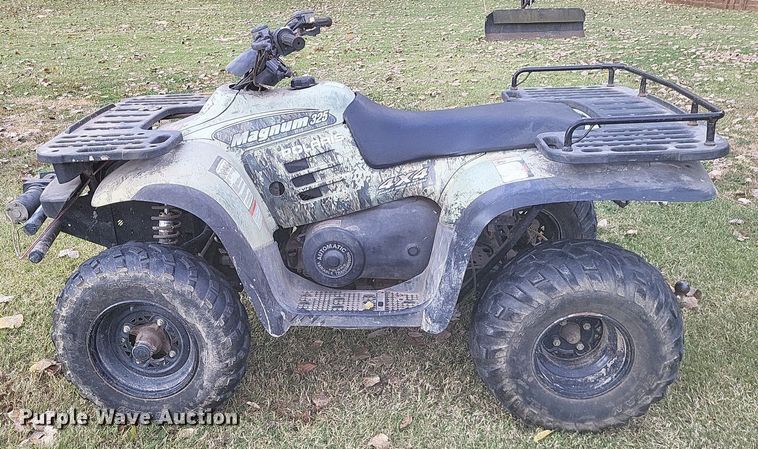 image for item MI9817 2001 Polaris Magnum 325  ATV