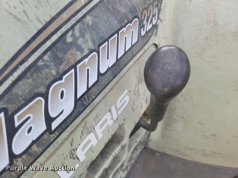 image for item MI9817 2001 Polaris Magnum 325  ATV