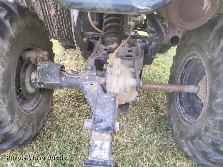 image for item MI9817 2001 Polaris Magnum 325  ATV