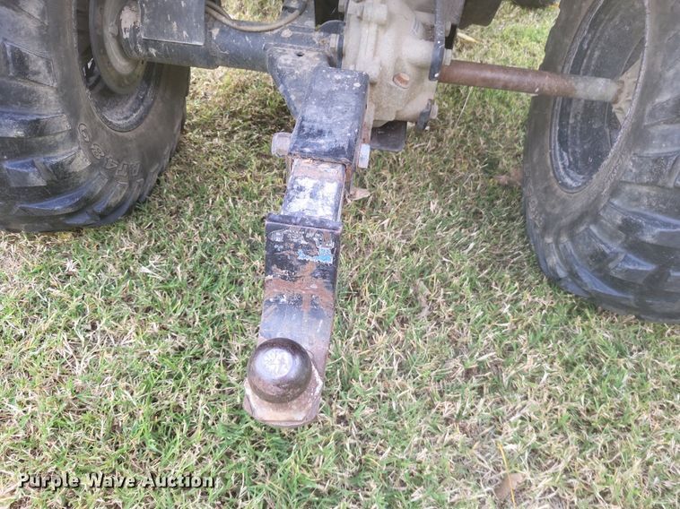 image for item MI9817 2001 Polaris Magnum 325  ATV