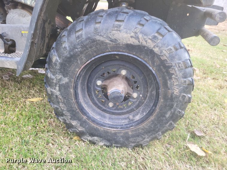 image for item MI9817 2001 Polaris Magnum 325  ATV