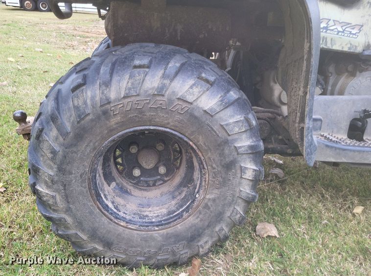 image for item MI9817 2001 Polaris Magnum 325  ATV