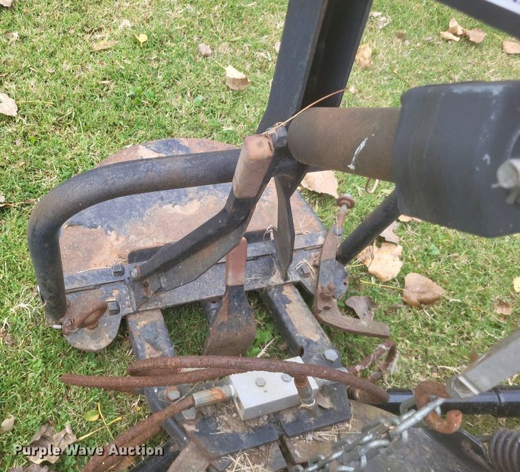 image for item MI9818 Kubota  6' W snow plow