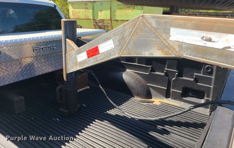 image for item MJ9439 1995 Kodiak  equipment trailer