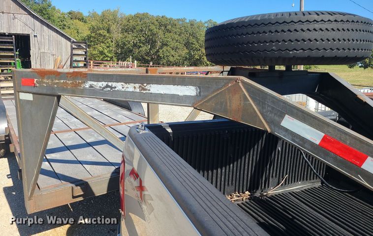 image for item MJ9439 1995 Kodiak  equipment trailer