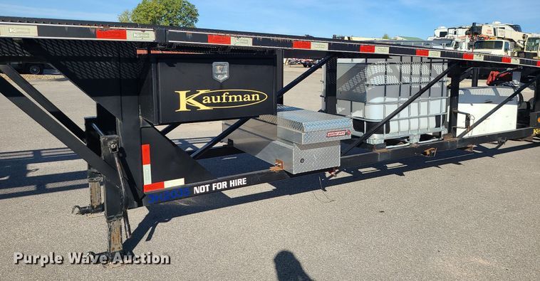 image for item MJ9445 2016 Kaufman  car carrier