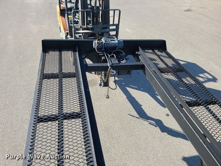 image for item MJ9445 2016 Kaufman  car carrier