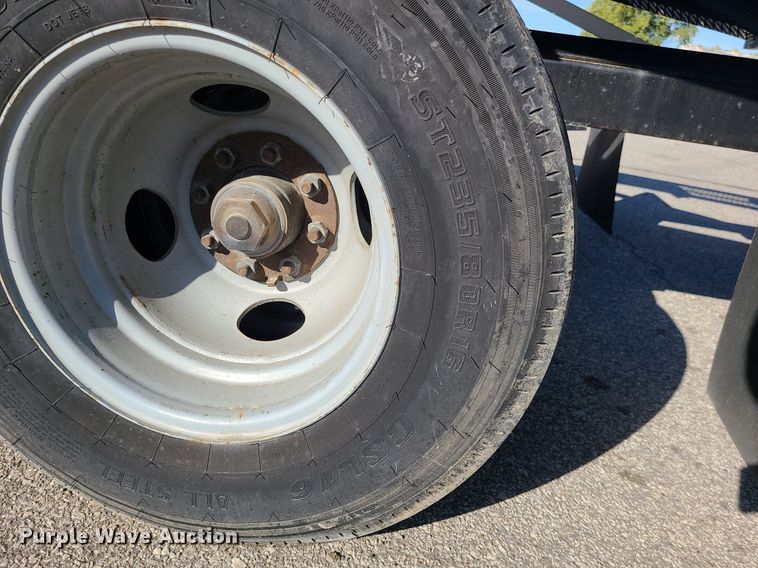 image for item MJ9445 2016 Kaufman  car carrier