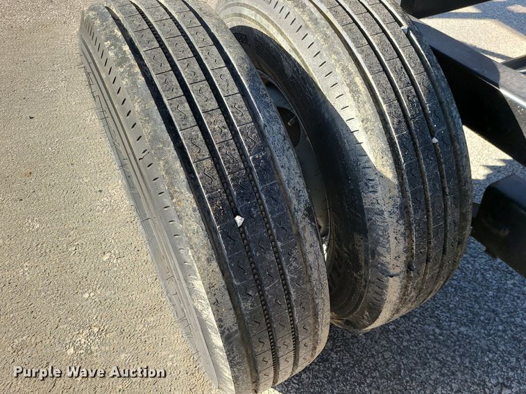 image for item MJ9445 2016 Kaufman  car carrier