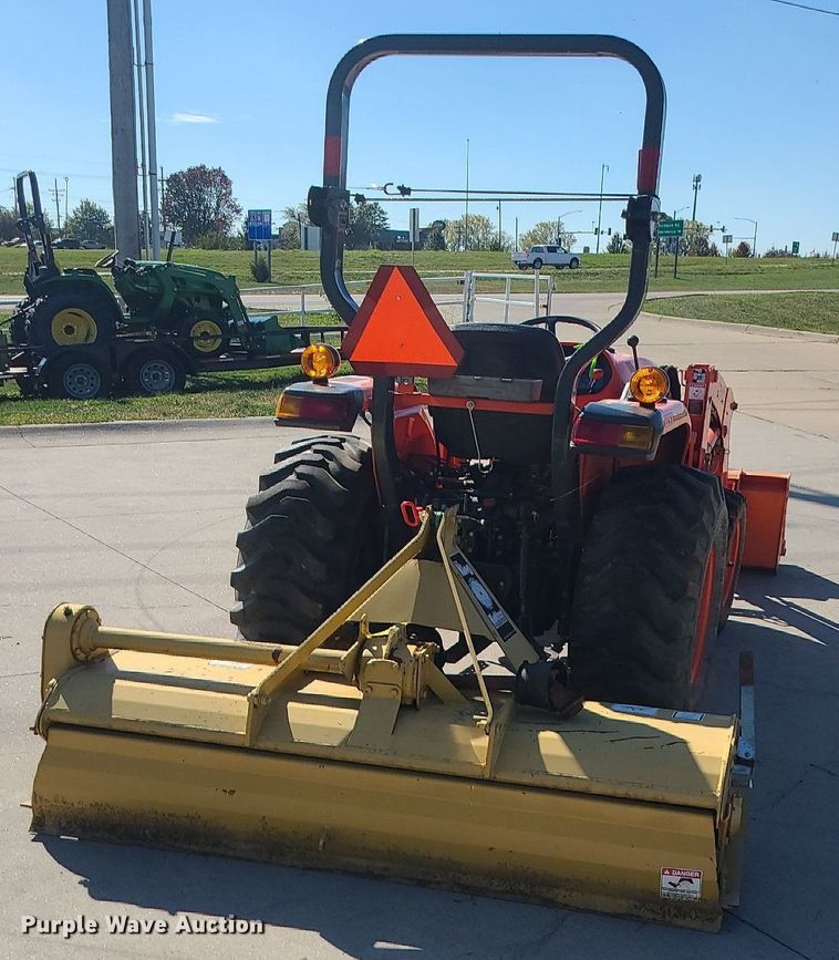 image for item MJ9450 Kubota L3901D  MFWD tractor