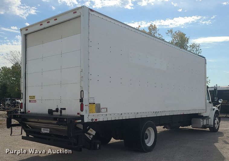 image for item MJ9456 2016 Freightliner  box truck