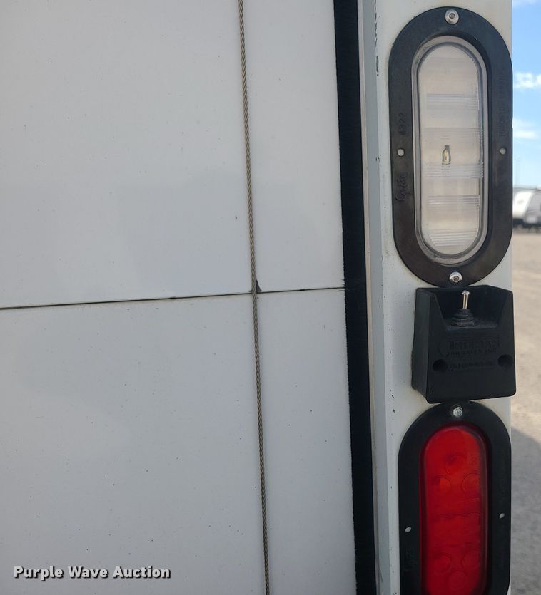 image for item MJ9456 2016 Freightliner  box truck