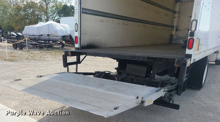 image for item MJ9456 2016 Freightliner  box truck