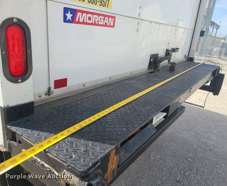 image for item MJ9456 2016 Freightliner  box truck