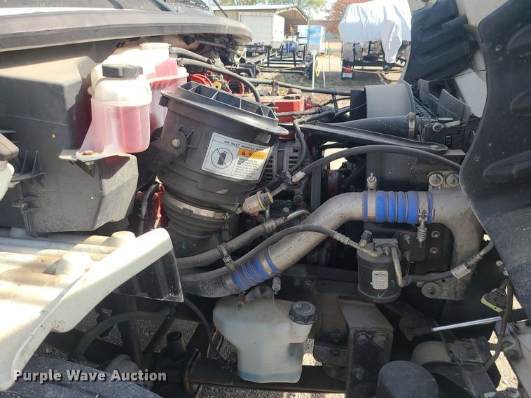 image for item MJ9456 2016 Freightliner  box truck