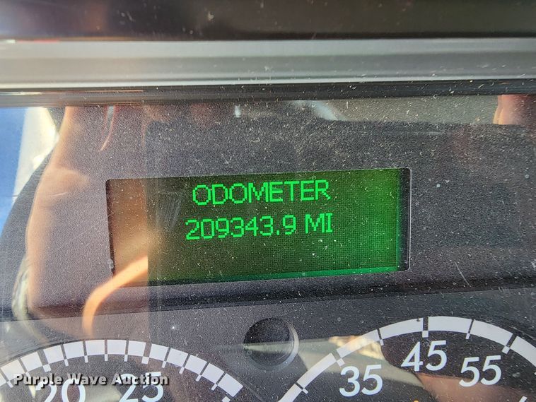 image for item MJ9456 2016 Freightliner  box truck