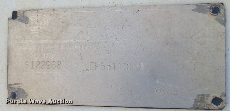 image for item MJ9457 2005 Peterbilt 320  refuse truck