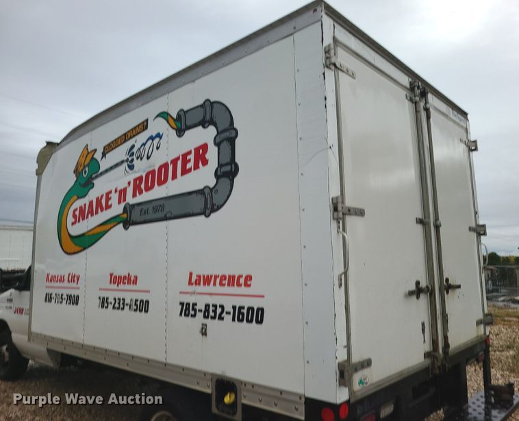 image for item MJ9464 2015 Ford E350 Super Duty  box truck