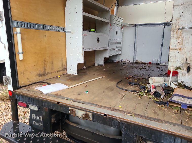 image for item MJ9464 2015 Ford E350 Super Duty  box truck