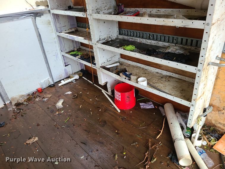 image for item MJ9464 2015 Ford E350 Super Duty  box truck