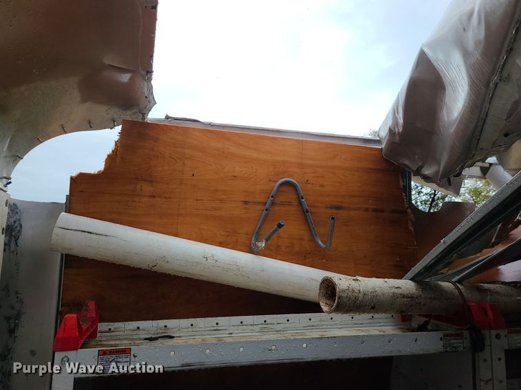 image for item MJ9464 2015 Ford E350 Super Duty  box truck