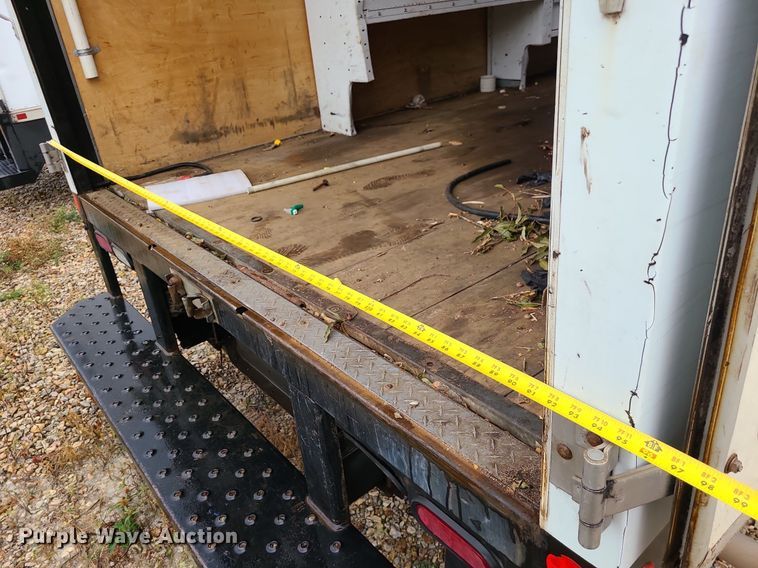 image for item MJ9464 2015 Ford E350 Super Duty  box truck