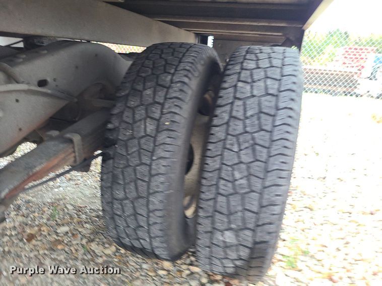 image for item MJ9464 2015 Ford E350 Super Duty  box truck