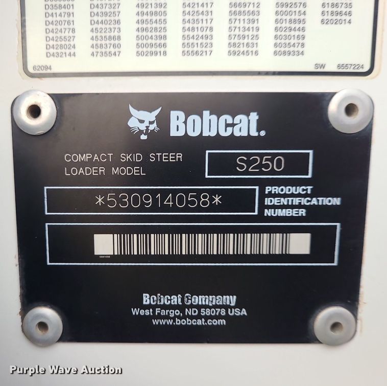 image for item MQ9565 2006 Bobcat S250  skid steer loader